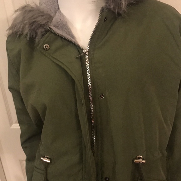 Coat - Picture 2 of 3